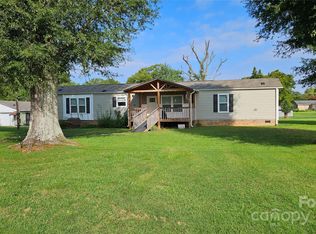 130 Moss St, Cherryville, NC 28021