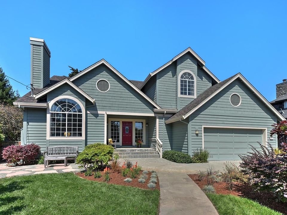 1st image of 455 Miramar Dr