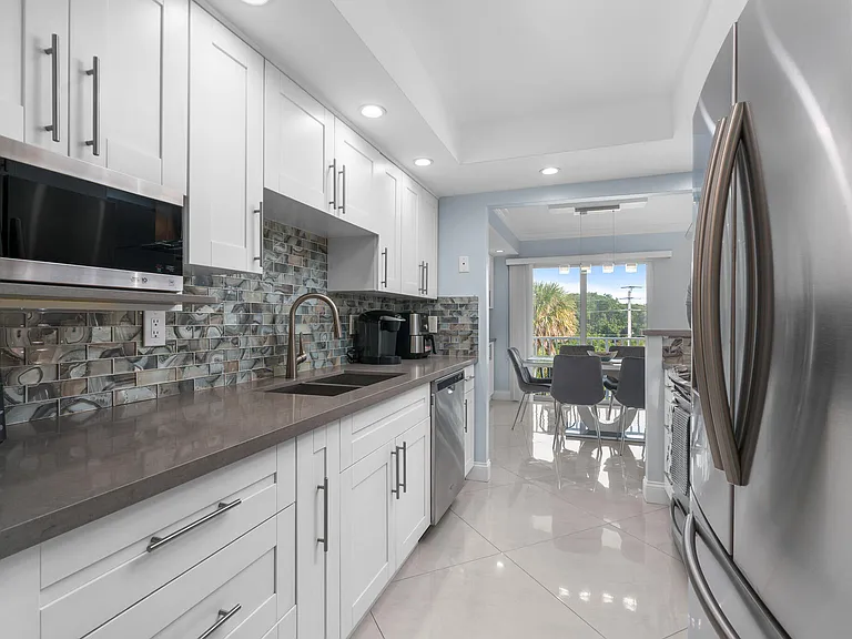 950 Ponce De Leon Rd #401 — Photo 15