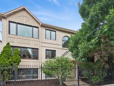 2112 W Armitage Ave APT Gs, Chicago, IL, 60647