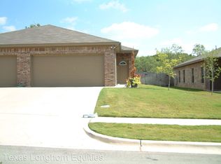 939 Sylvia St, Weatherford, TX 76086