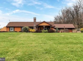 6685 Furnace Rd, Waynesboro, PA 17268