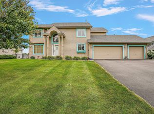 4590 Allendale Dr, Saint Paul, MN 55127