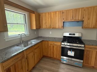 1294 Little Billy Ln, Tobyhanna, PA 18466