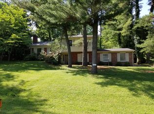 7815 Crown Top Rd, Barbourmeade, KY 40241