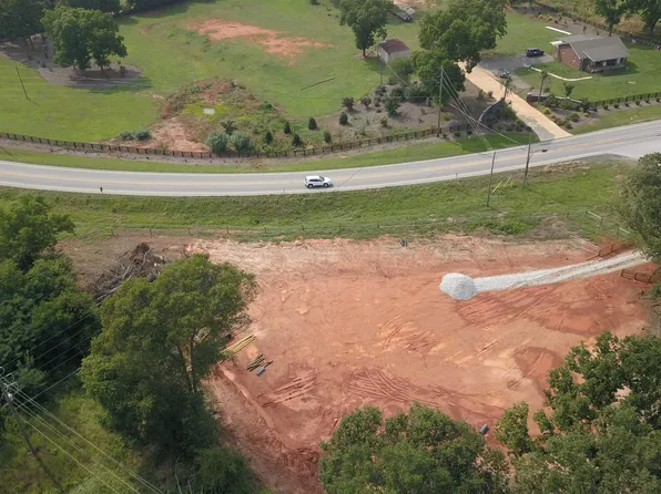 22 Eagle Grove School Rd, Hartwell, GA 30643