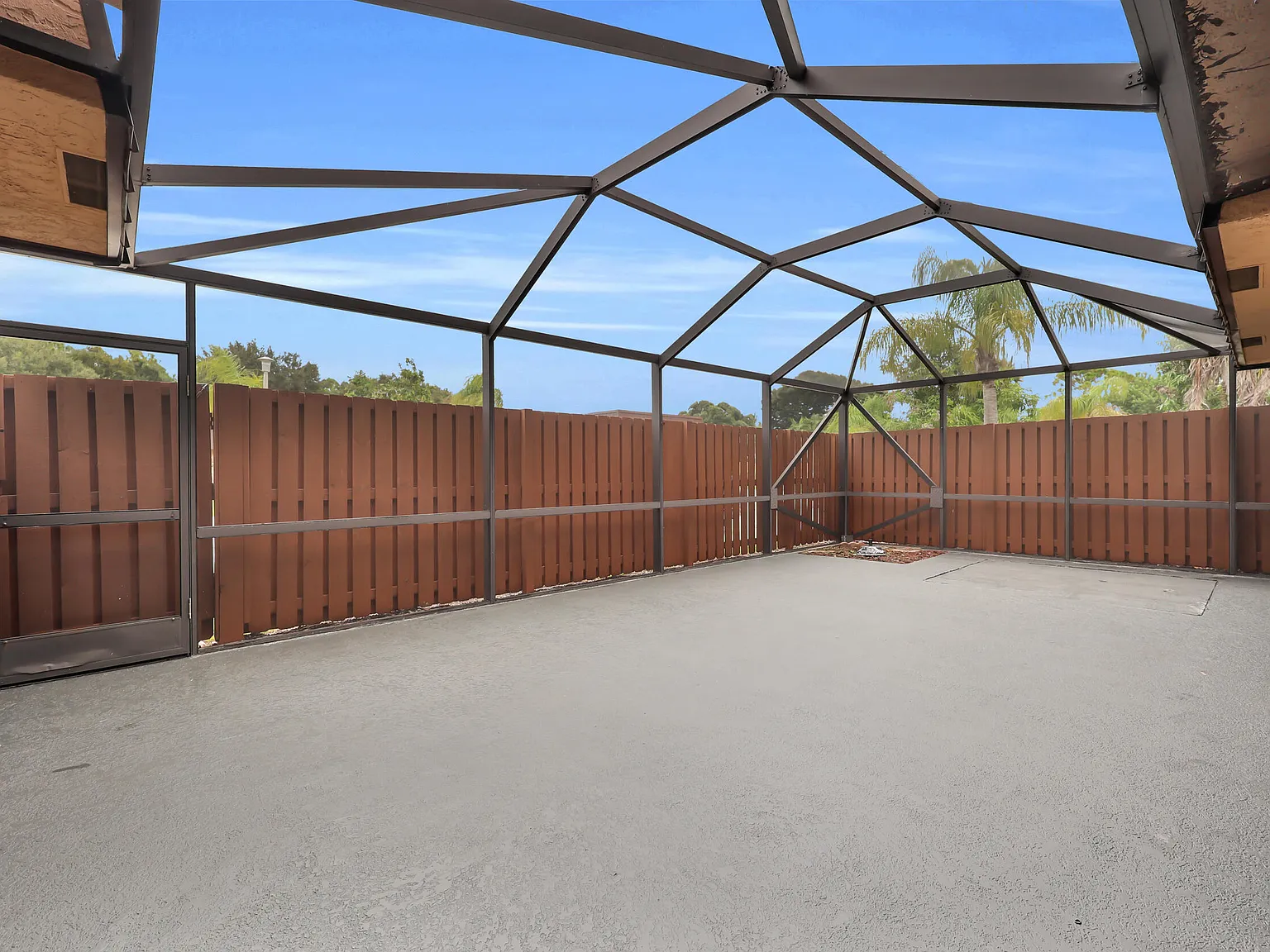 3 bed, 3.0 bath, 1512 sqft, $2,300 — Photo 4