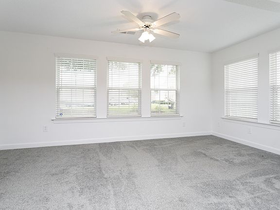 5th image of 4384 Daphne Ln. #A