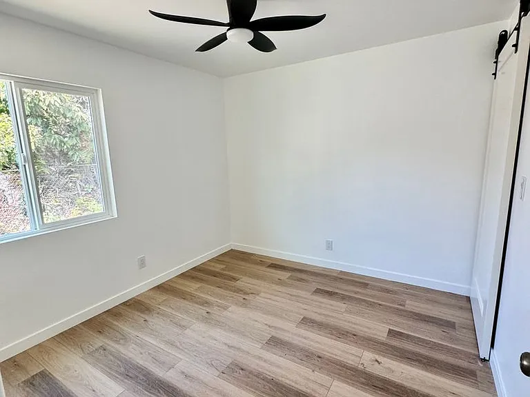 151 W 52nd St #153 — Photo 7