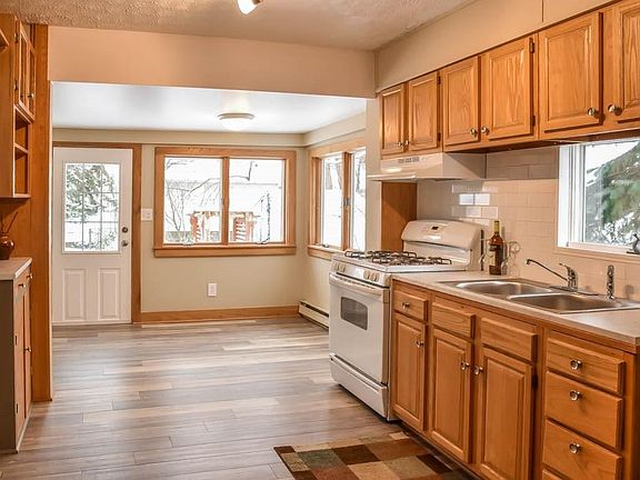 4th image of 265 Orchard Ave