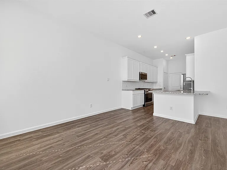 5703 Foggy Vine Ct — Photo 10