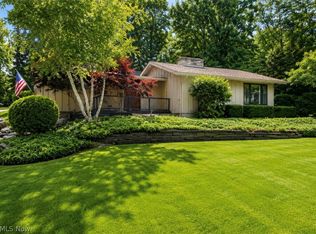 1498 Belle Meade Rd, Akron, OH 44321
