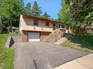 1303 Danforth St, Saint Paul, MN 55117