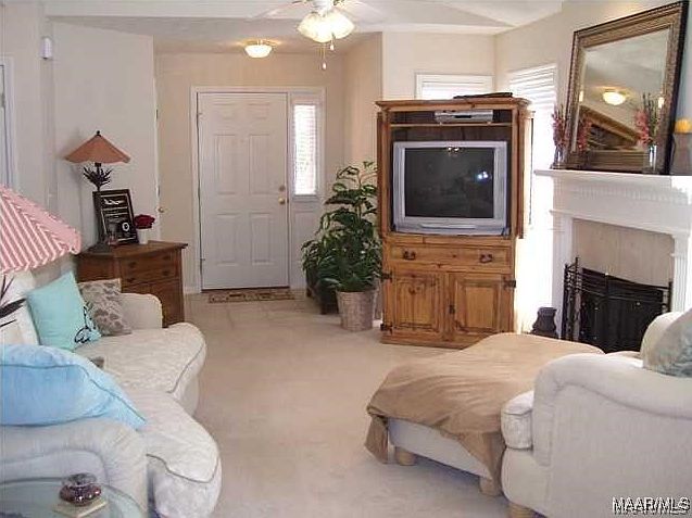 2nd image of 1706 Young Pointe Blvd