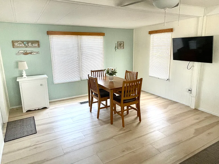 6615 Sweetshrub Dr — Photo 5