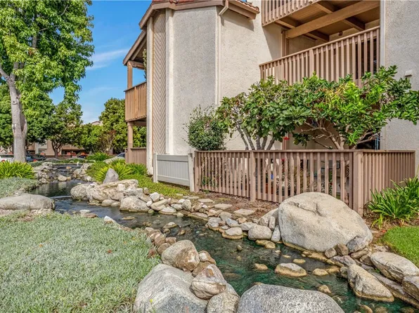 16581 Grunion Ln #204, Huntington Beach, CA 92649