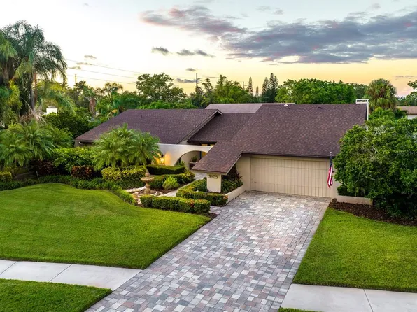 3605 Country Place Blvd, Sarasota, FL 34233