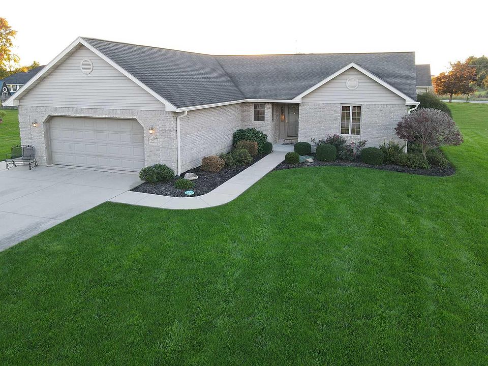 1st image of 2405 N Wedgewood Ct
