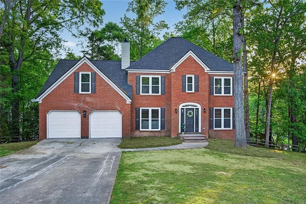 4 bed, 3.5 bath, 3414 sqft, $3,500 — Photo 1