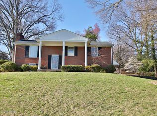 8303 Laverne Dr, Jeffersontown, KY 40299