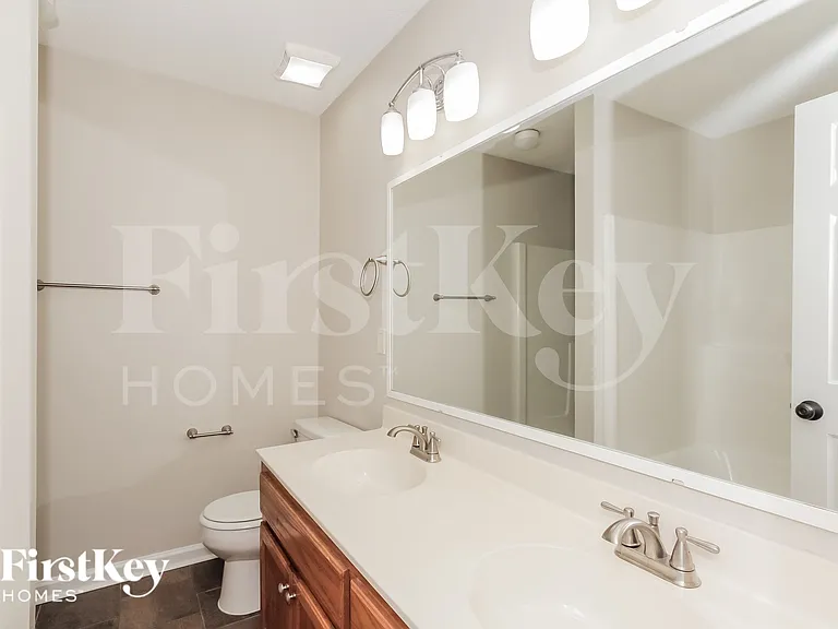 6202 Suntrace Way — Photo 10