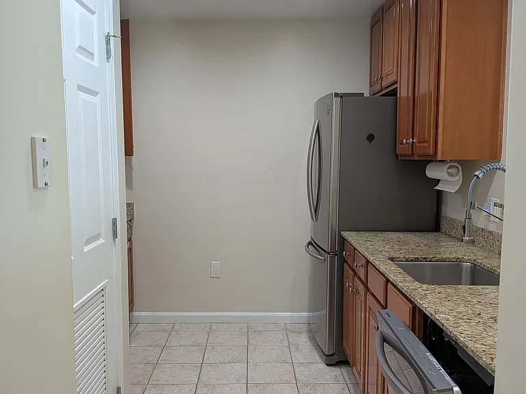 11710 Old Georgetown Rd #1605 — Photo 9