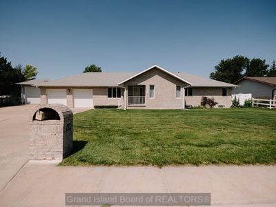 1218 Plantation Pl, Grand Island, NE, 68803