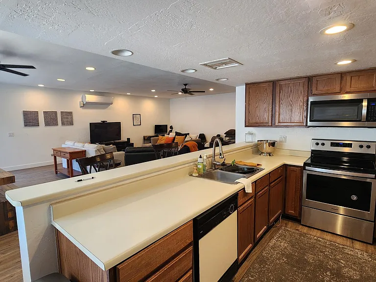 4330 N 5th Ave #209 — Photo 44
