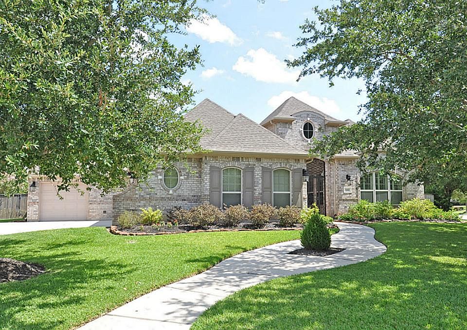 1st image of 1302 Majestic Pines Ct