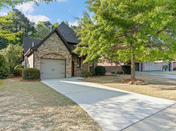 1190 Overlook Dr, Trussville, AL 35173