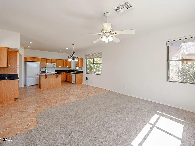 17859 W Club Vista Dr — Photo 30