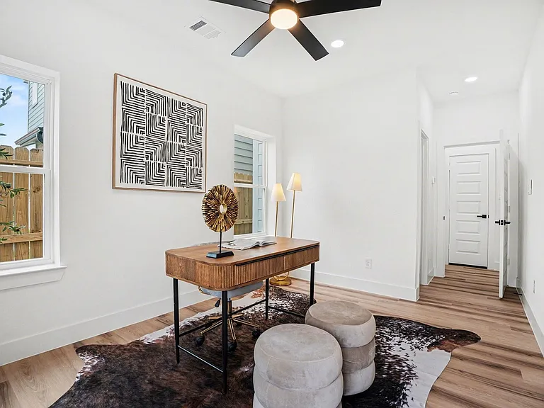 115 Milby St — Photo 11