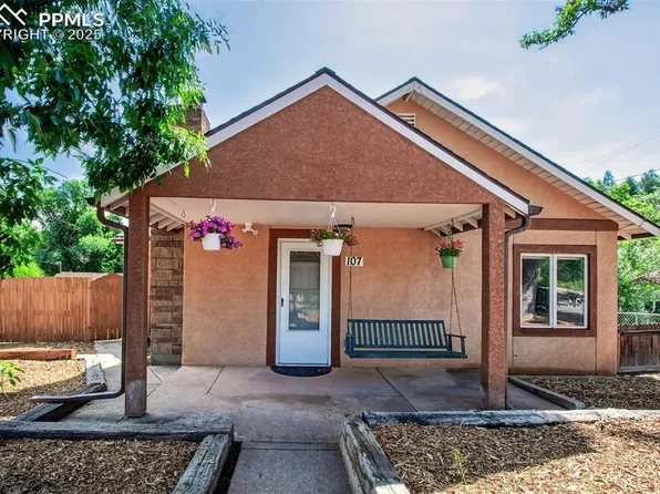 107 Oak Pl, Manitou Springs, CO 80829