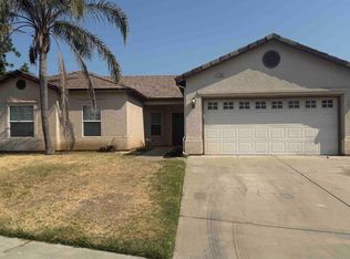 1584 W Norfolk Dr, Hanford, CA 93230