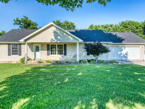127 Oakdale Dr, Russellville, KY 42276