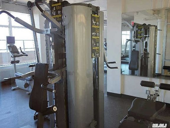 4th image of 11011 Queens Blvd APT 27k