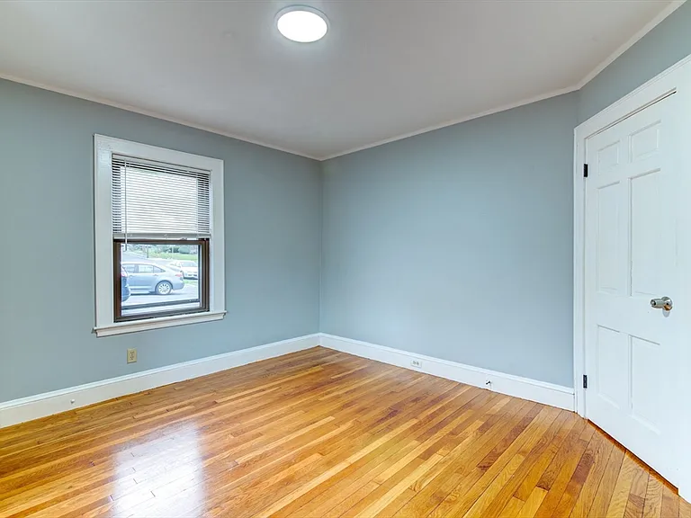 4 Weston Ave #2 — Photo 12