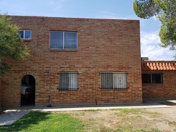 2nd image of 6616 E Calle La Paz