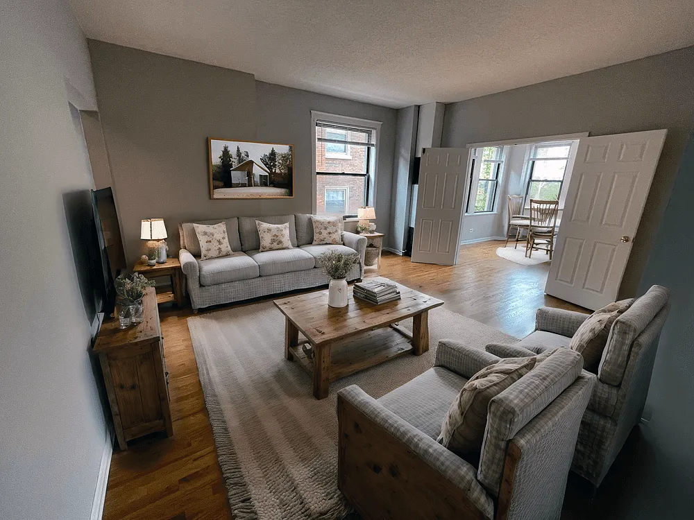 Buena Terrace - 4242 N Sheridan Rd — Photo 2