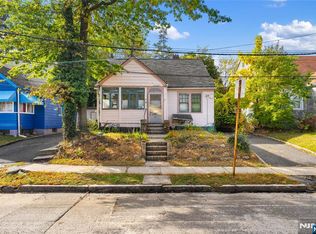 15 Victor Pl, Irvington, NJ