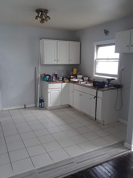2nd image of 44 Erb St #2