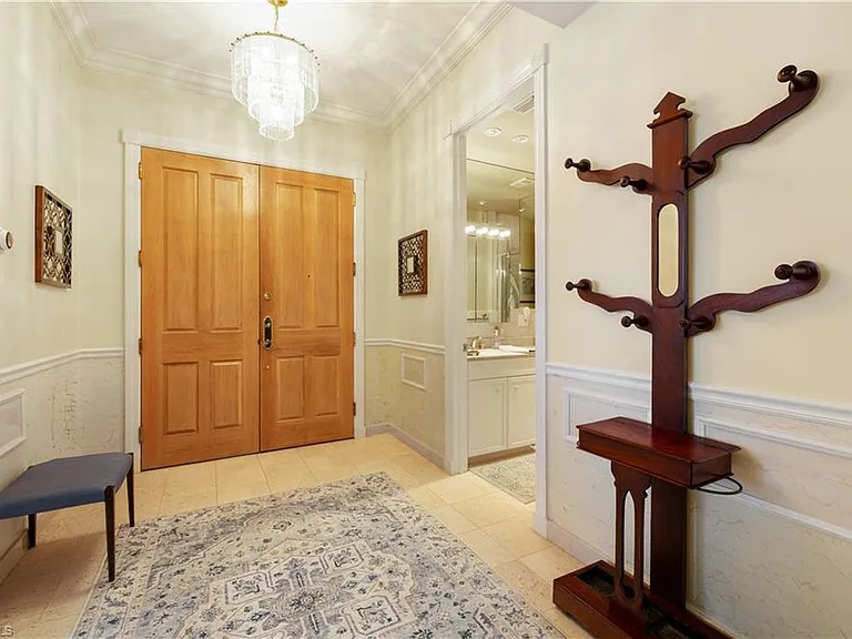 7515 Pelican Bay Blvd #Penthouse D — Photo 3