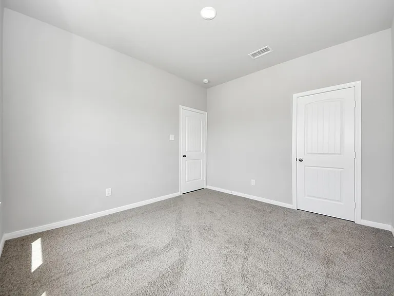 638 Stovall Dr — Photo 26
