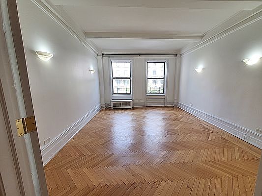 3rd image of 420 W End Ave #33