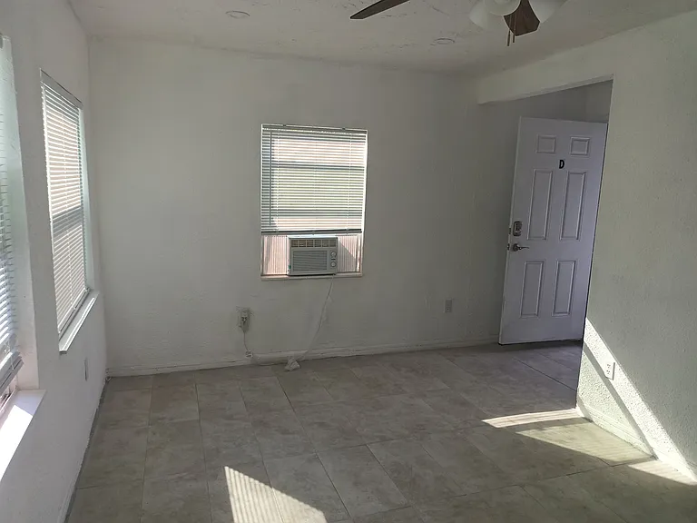 1231 Sunset Point Rd — Photo 11