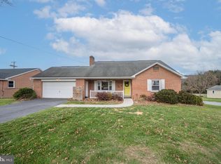 107 Church St, Seven Valleys, PA