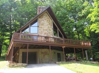 102 Beacon Cay Rd, Du Bois, PA 15801
