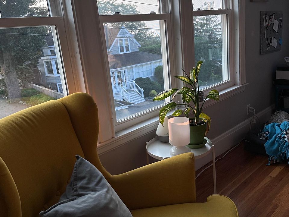 1st image of 62 Greenwood Ave Floor 1