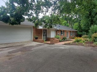 2060 Winding Rd, York, PA 17408