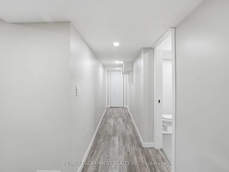 43 Fleming Cres #LOWER LEVEL — Photo 6